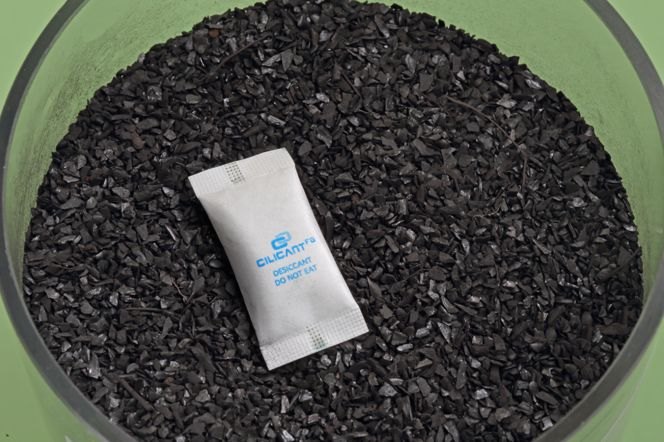 activated carbon pouch